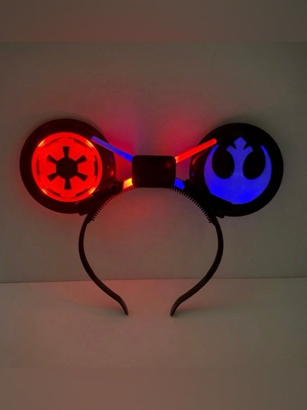 Disney Parks Star Wars Rebel
Alliance Lightsaber Light Up Mickey
Ears Headband